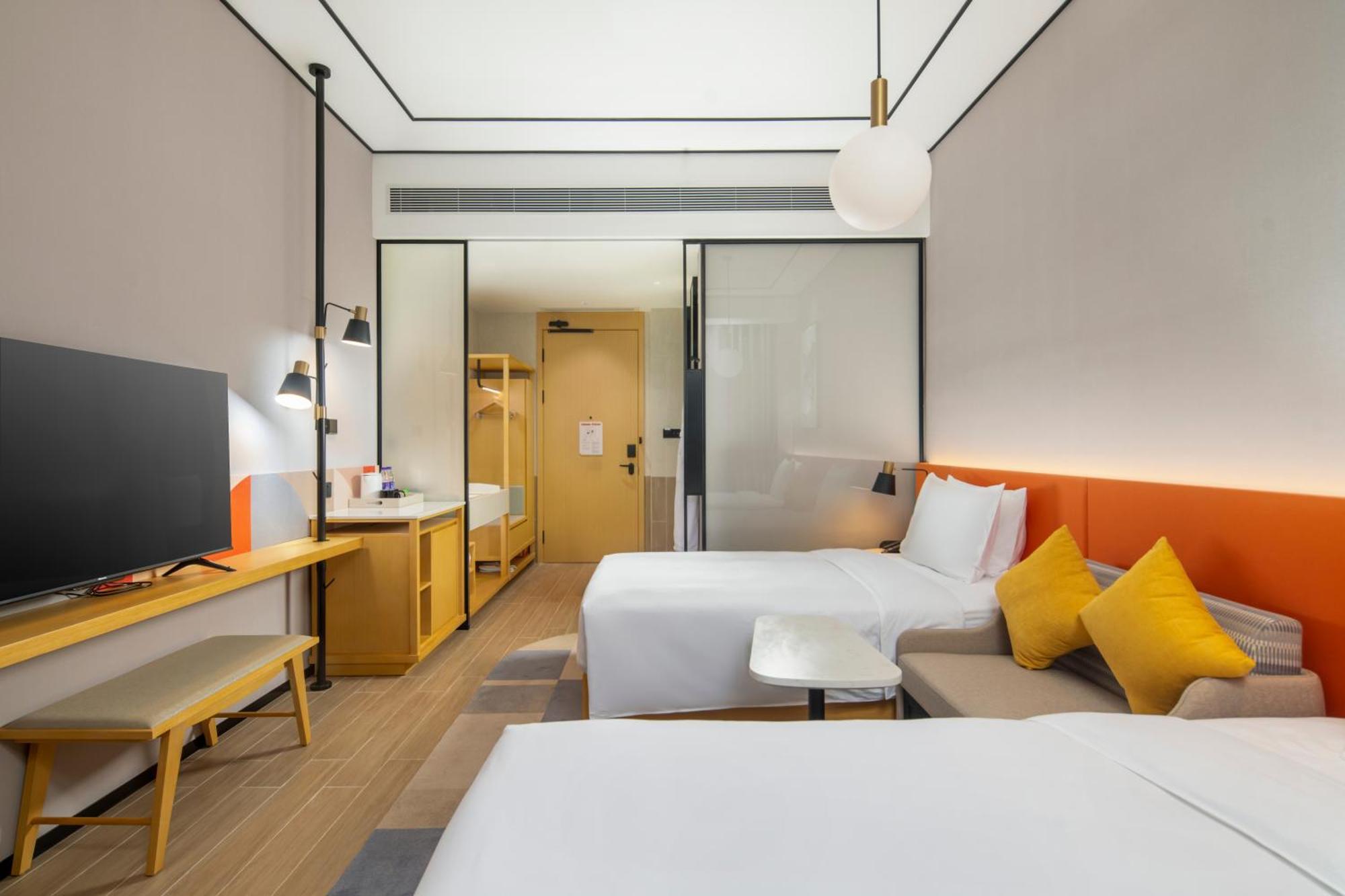 Hilton Garden Inn Shenzhen Airport,Enjoy 24-Hour One Way Free Delivery From Hotel To Shenzhen Baoan Airport On The Hour Exterior foto