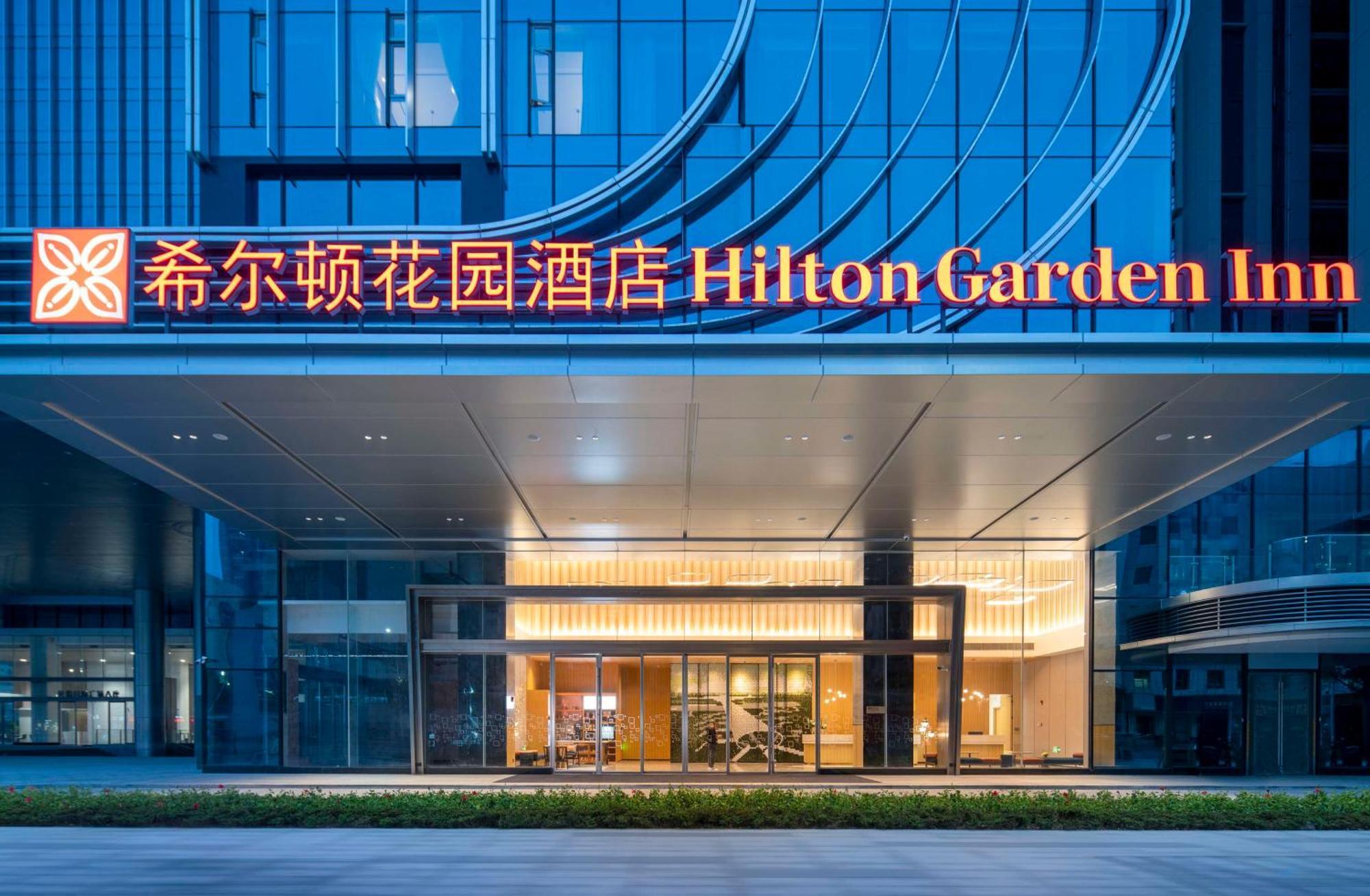 Hilton Garden Inn Shenzhen Airport,Enjoy 24-Hour One Way Free Delivery From Hotel To Shenzhen Baoan Airport On The Hour Exterior foto