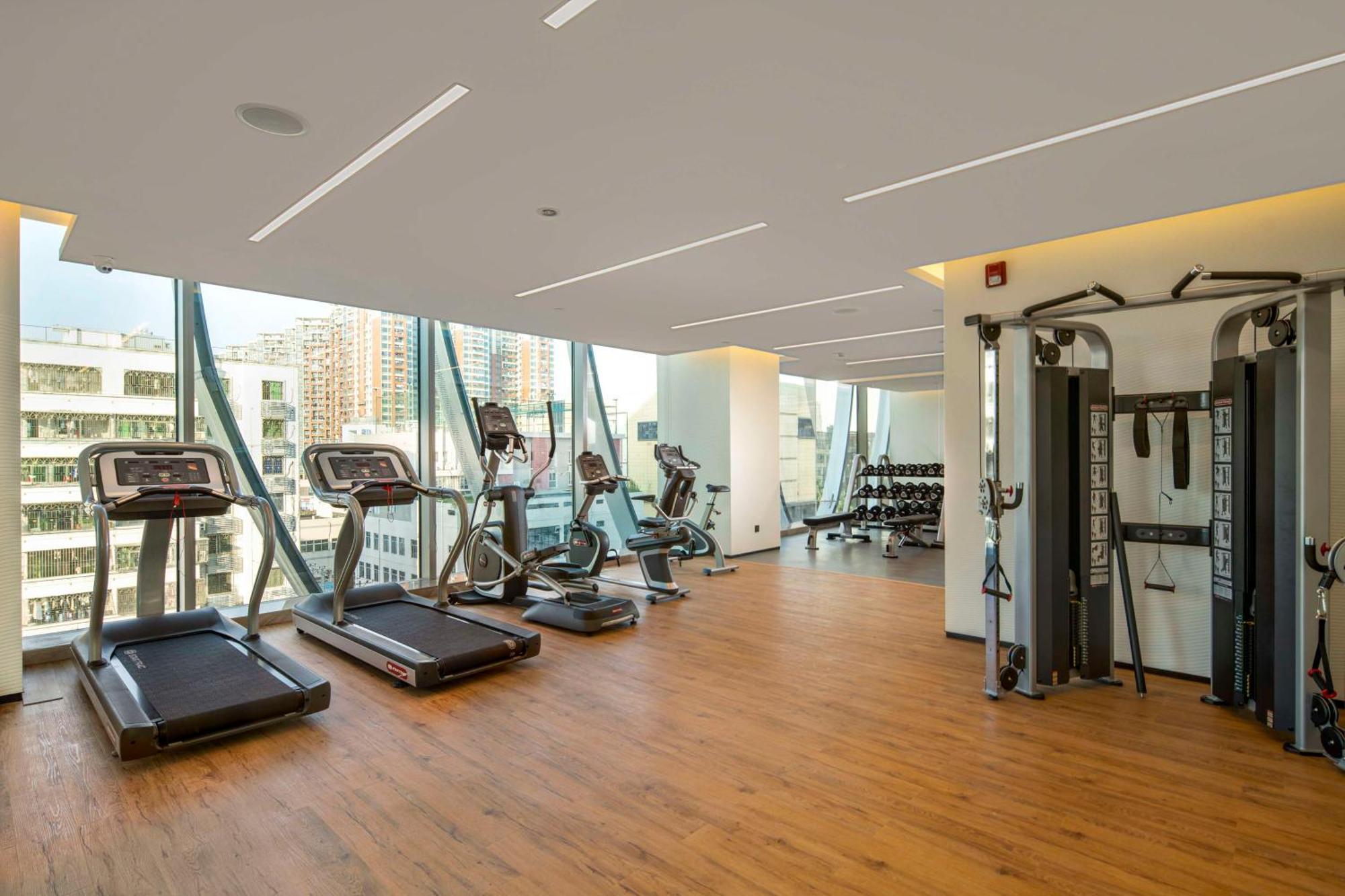 Hilton Garden Inn Shenzhen Airport,Enjoy 24-Hour One Way Free Delivery From Hotel To Shenzhen Baoan Airport On The Hour Exterior foto
